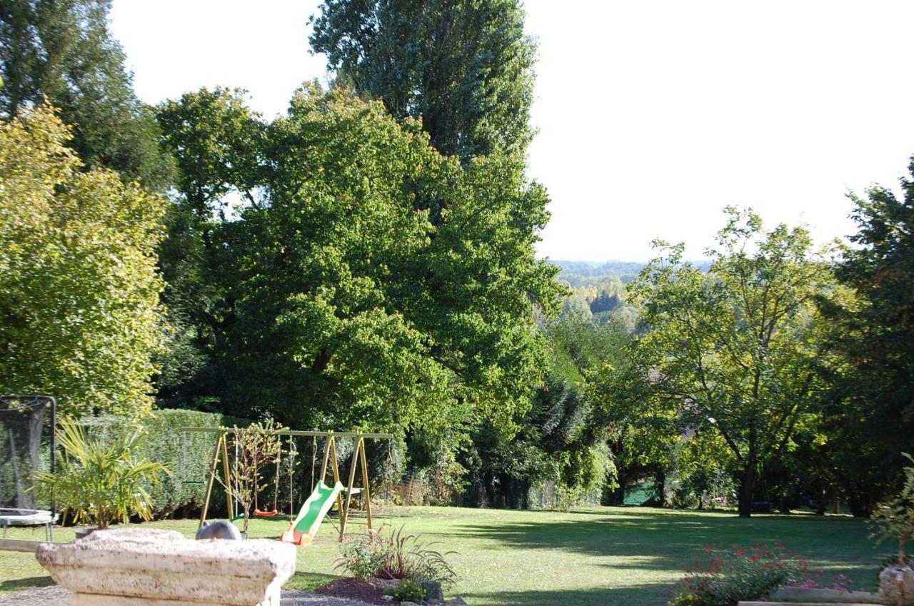 Le Clos Du Mont Cesar Bailleul-sur-Therain Exterior foto