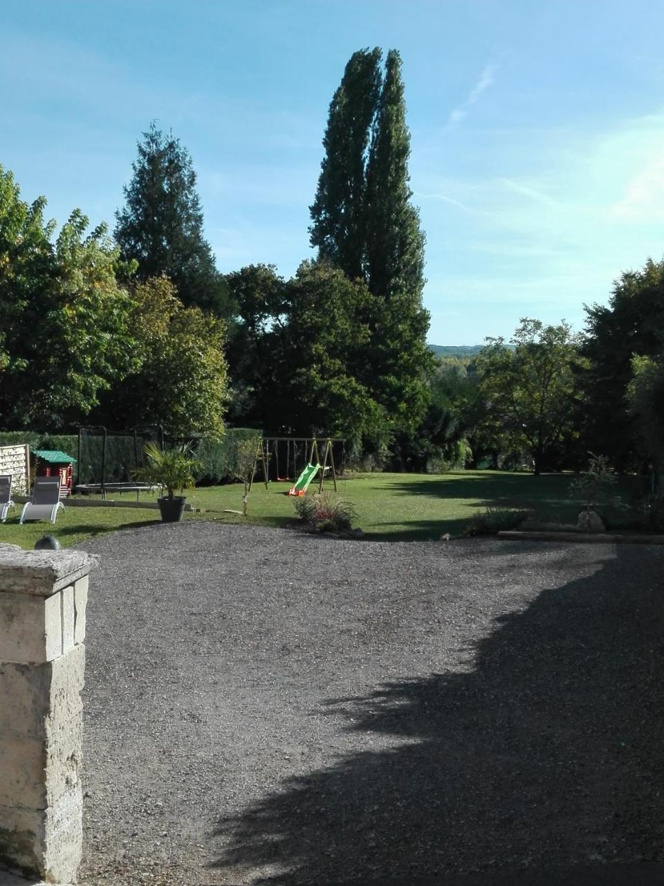 Le Clos Du Mont Cesar Bailleul-sur-Therain Exterior foto